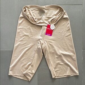 SPANX Cream Bike Shorts High-Waisted Stretch double fabric nwt